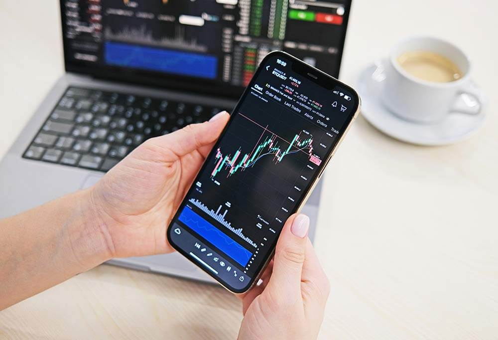 investors-edge-top-stock-picks-and-market-predictions